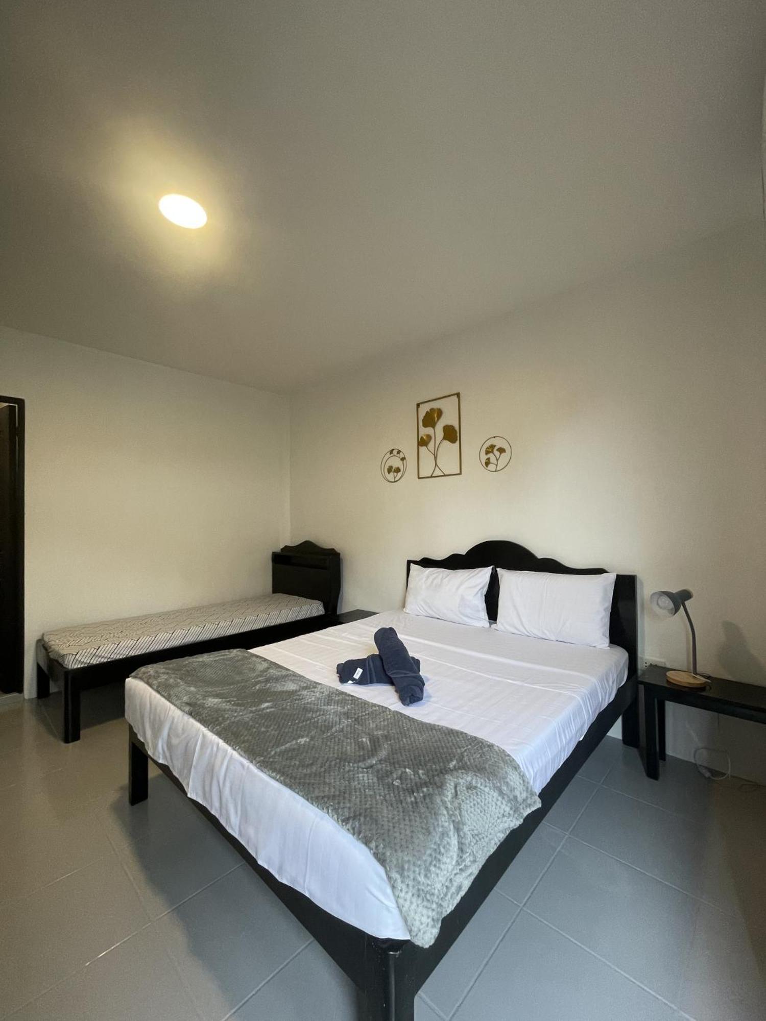 Hotel Sisters Inn Moalboal Eksteriør bilde